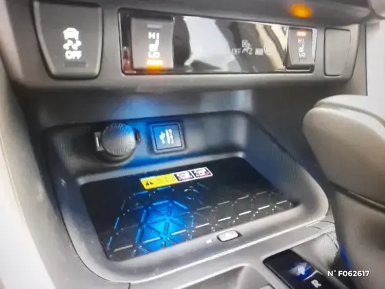 TOYOTA RAV4 V - voiture de démonstration - Photo 29