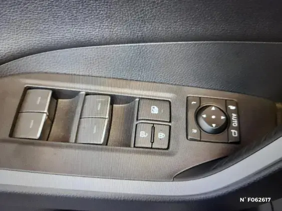 TOYOTA RAV4 V - voiture de démonstration - Photo 31