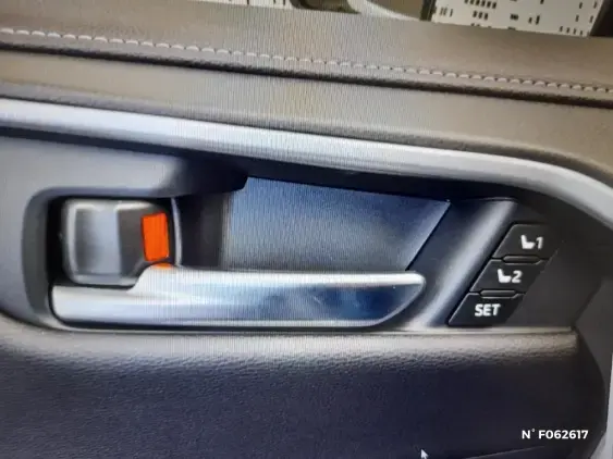 TOYOTA RAV4 V - voiture de démonstration - Photo 32
