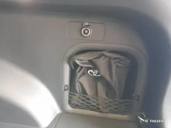 TOYOTA RAV4 V - voiture de démonstration - Photo 30