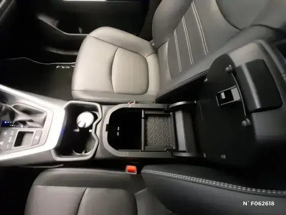 TOYOTA RAV4 V - voiture de démonstration - Photo 34