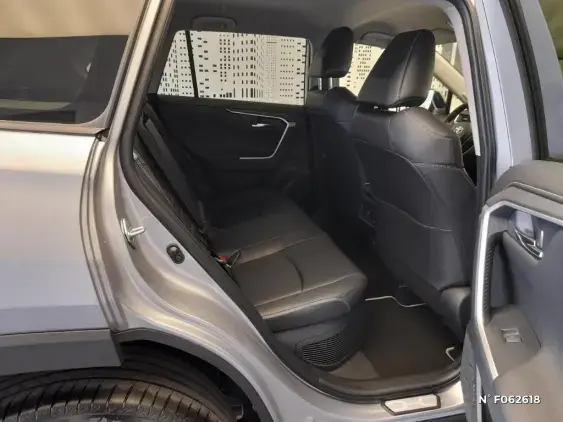TOYOTA RAV4 V - voiture de démonstration - Photo 11