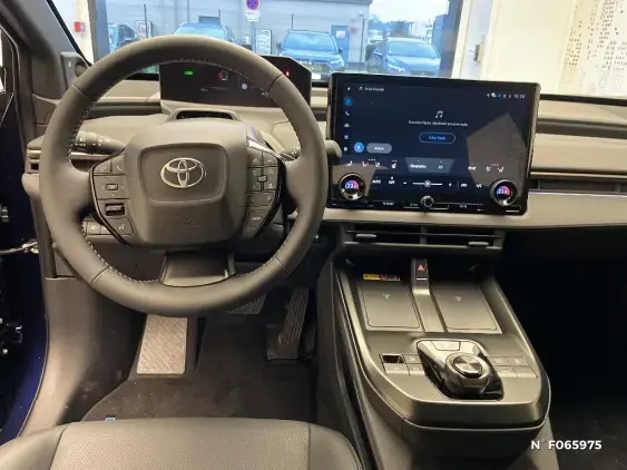 TOYOTA BZ4X - voiture de démonstration - Photo 9