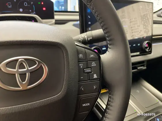 TOYOTA BZ4X - voiture de démonstration - Photo 28