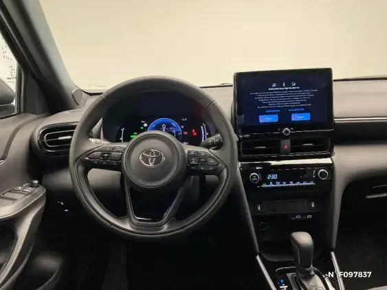 TOYOTA YARIS CROSS I - voiture de démonstration - Photo 9