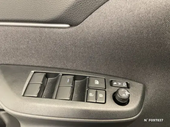 TOYOTA YARIS CROSS I - voiture de démonstration - Photo 30