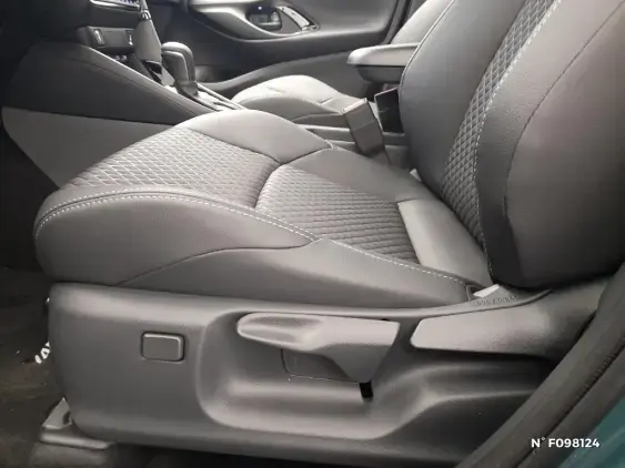 TOYOTA YARIS IV - voiture de démonstration - Photo 31