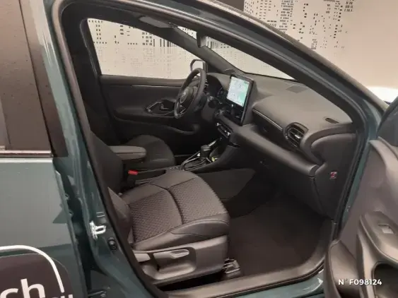 TOYOTA YARIS IV - voiture de démonstration - Photo 10