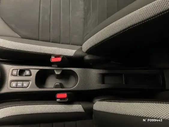 TOYOTA AYGO X - voiture de démonstration - Photo 32