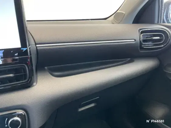 TOYOTA YARIS IV - voiture de démonstration - Photo 32