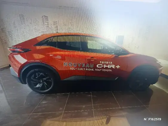 TOYOTA C-HR+ ELECTRIQUE II - voiture de démonstration - Photo 5