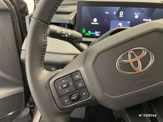 TOYOTA RAV 4 VI - voiture de démonstration - Photo 31