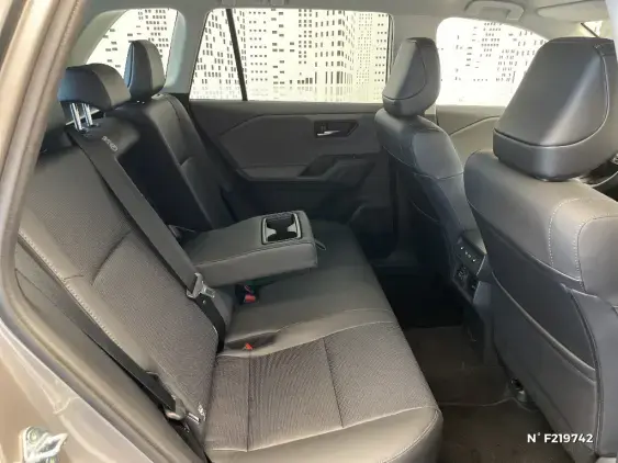 TOYOTA RAV 4 VI - voiture de démonstration - Photo 11