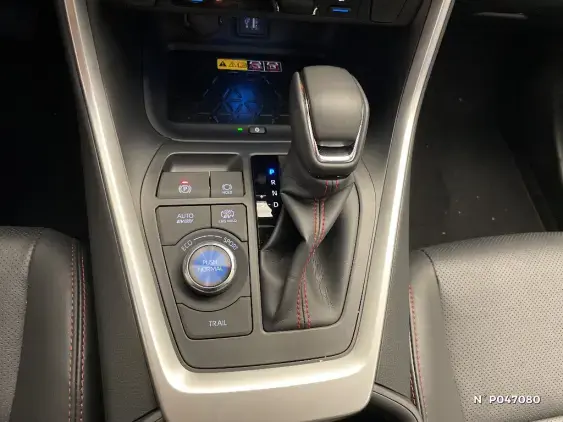 TOYOTA RAV4 V - voiture de démonstration - Photo 26
