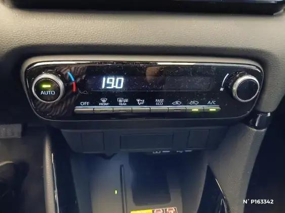 TOYOTA YARIS IV - voiture de démonstration - Photo 26