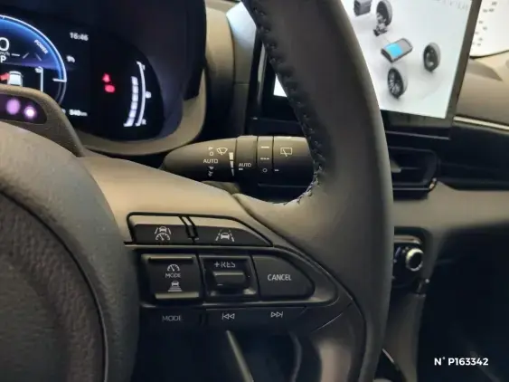 TOYOTA YARIS IV - voiture de démonstration - Photo 28