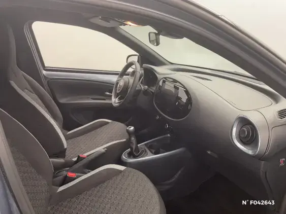 TOYOTA AYGO X - voiture de démonstration - Photo 10