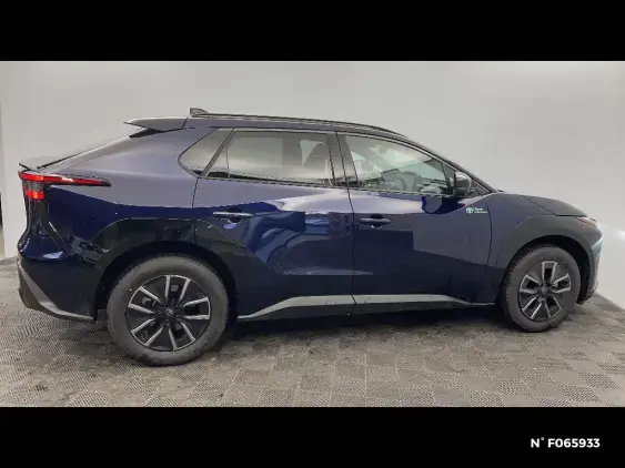TOYOTA BZ4X - voiture de démonstration - Photo 5