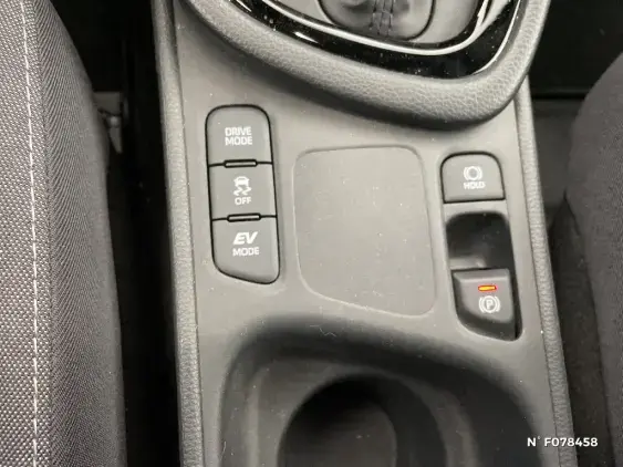 TOYOTA YARIS IV - voiture de démonstration - Photo 27