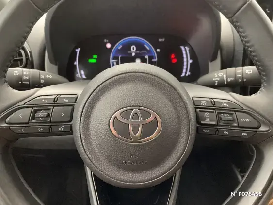 TOYOTA YARIS IV - voiture de démonstration - Photo 31