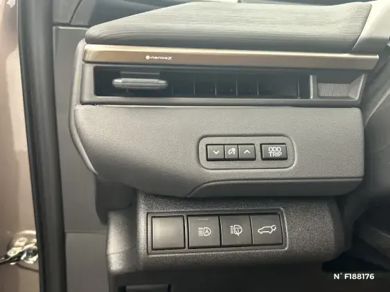TOYOTA BZ4X - voiture de démonstration - Photo 28