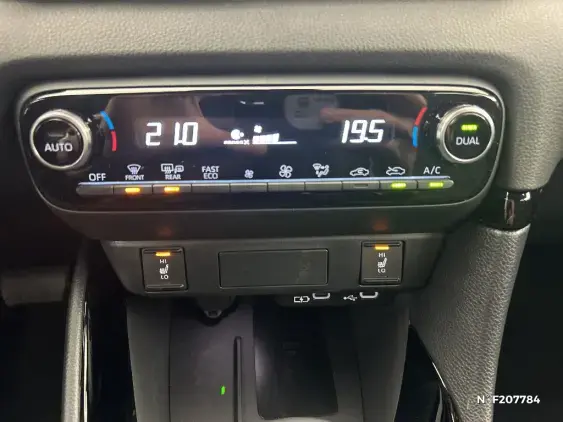 TOYOTA YARIS IV - voiture de démonstration - Photo 15