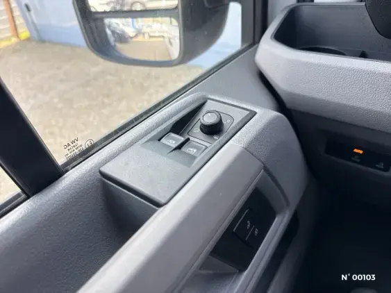 VOLKSWAGEN CRAFTER II - voiture de démonstration - Photo 25
