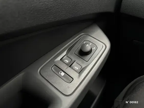 VOLKSWAGEN CADDY V - voiture de démonstration - Photo 23