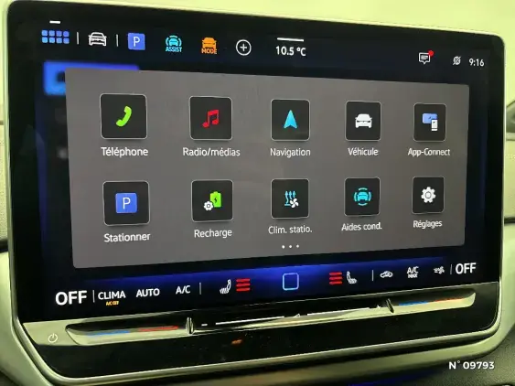 VOLKSWAGEN ID.4 - voiture de démonstration - Photo 13