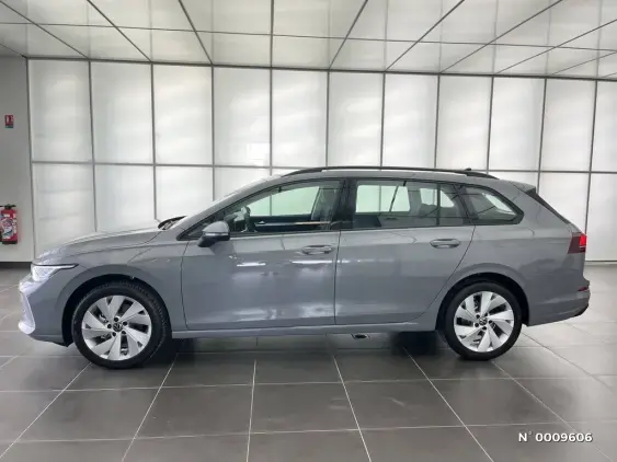 VOLKSWAGEN GOLF V - voiture de démonstration - Photo 4