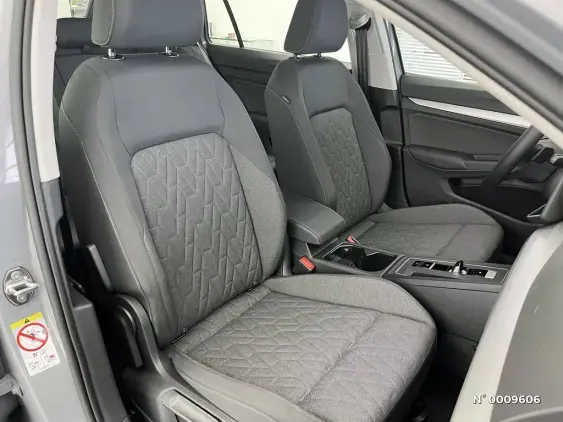 VOLKSWAGEN GOLF V - voiture de démonstration - Photo 19