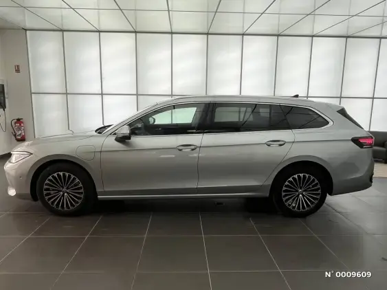 VOLKSWAGEN PASSAT SW IX - voiture de démonstration - Photo 4