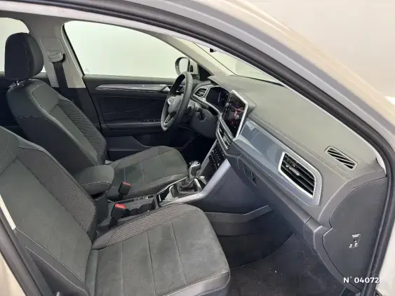 VOLKSWAGEN T-ROC - voiture de démonstration - Photo 10