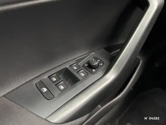 VOLKSWAGEN POLO VI - voiture de démonstration - Photo 25