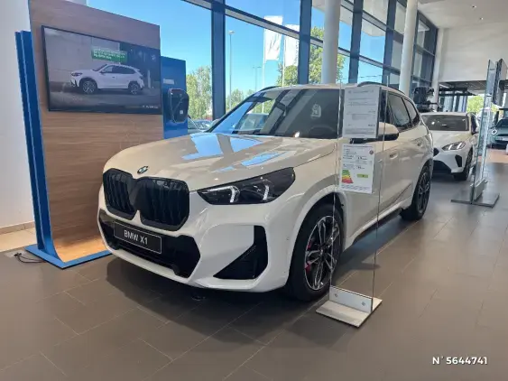 BMW X1 U11 - voiture de démonstration - Photo 1