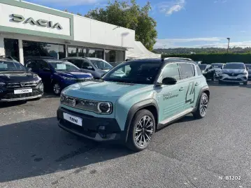 Acheter RENAULT RENAULT 4 Renault 4 E-Tech Electrique 150 ch autonomie confort Iconic démonstration en vente à RENAULT DEAUVILLE GUEUDET 1880