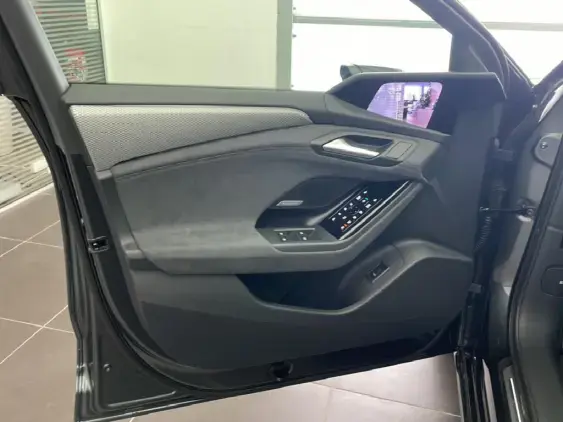 AUDI A6 E-TRON AVANT - voiture de démonstration - Photo 18