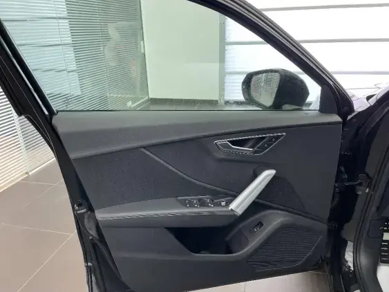 AUDI Q2 - voiture de démonstration - Photo 17