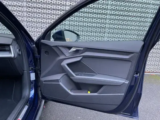 AUDI A3 SPORTBACK IV - voiture de démonstration - Photo 18