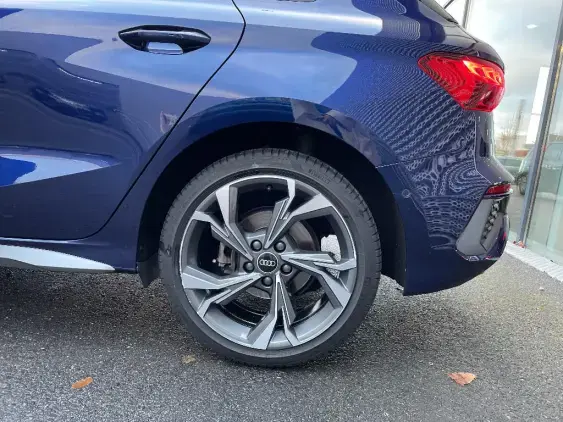 AUDI A3 SPORTBACK IV - voiture de démonstration - Photo 22