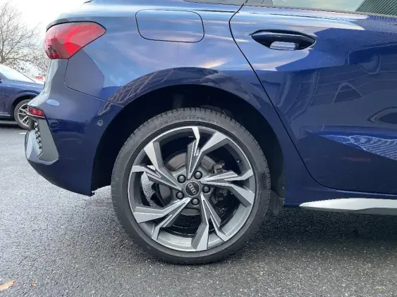 AUDI A3 SPORTBACK IV - voiture de démonstration - Photo 23