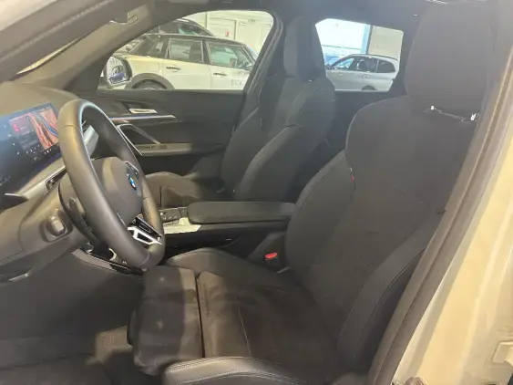 BMW X1 U11 - voiture de démonstration - Photo 15