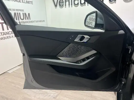 BMW SERIE 1 F70 - voiture de démonstration - Photo 19