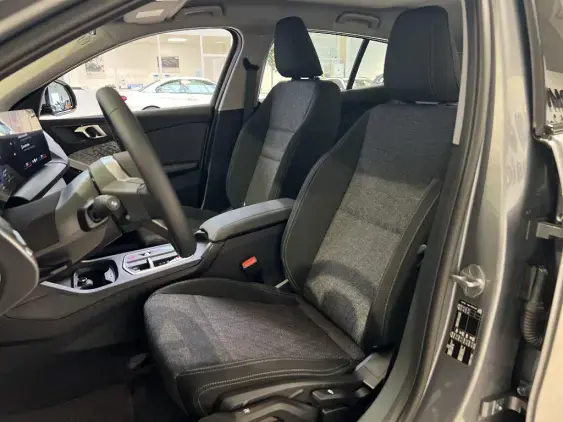 BMW SERIE 1 F70 - voiture de démonstration - Photo 17