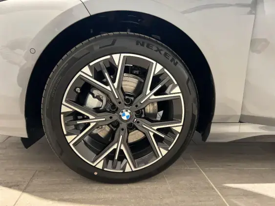 BMW SERIE 1 F70 - voiture de démonstration - Photo 22