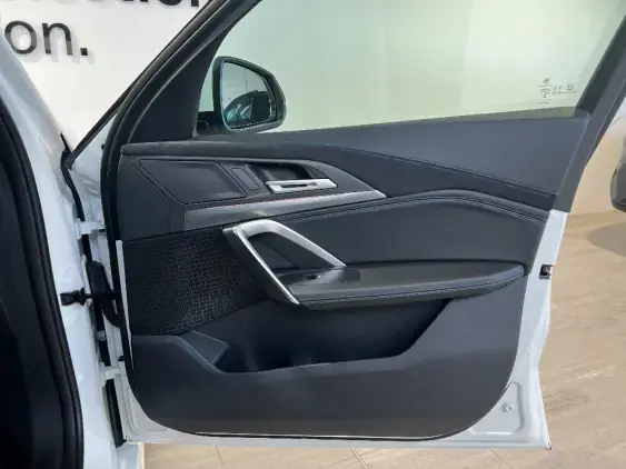 BMW X1 U11 - voiture de démonstration - Photo 20