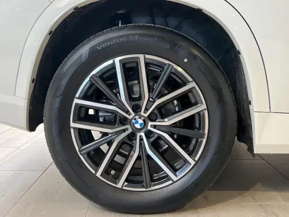 BMW X1 U11 - voiture de démonstration - Photo 25