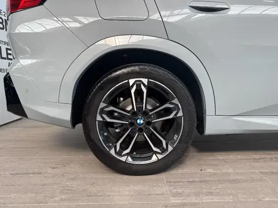 BMW iX2 U10 - voiture de démonstration - Photo 23