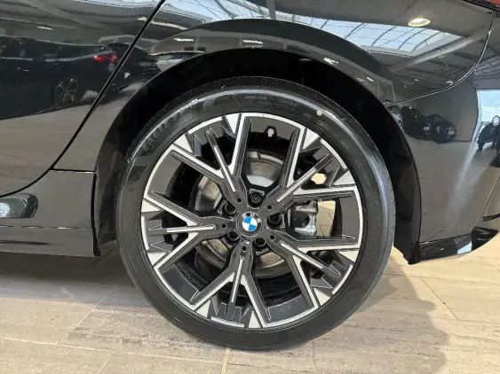 BMW SERIE 1 F70 - voiture de démonstration - Photo 18