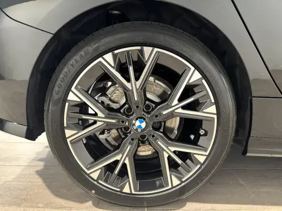 BMW SERIE 1 F70 - voiture de démonstration - Photo 19